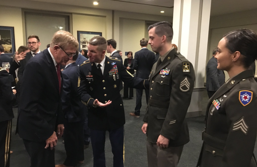 Армію США одягнуть в уніформу Другої світової війни / фото twitter Daniel A. Dailey Армію США одягнуть в уніформу Другої світової війни / фото twitter Daniel A. Dailey
