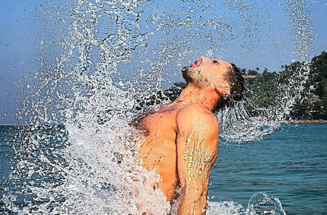 Деякі українські зірки надали перевагу святкувати Водохреща у теплих краях / фото instagram.com/vkozlovskiy Деякі українські зірки надали перевагу святкувати Водохреща у теплих краях / фото instagram.com/vkozlovskiy