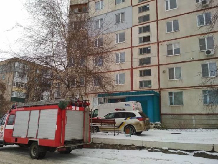 У Чугуєві військовий взяв у заручники жінку / фото Facebook/Миша Гришко У Чугуєві військовий взяв у заручники жінку / фото Facebook/Миша Гришко