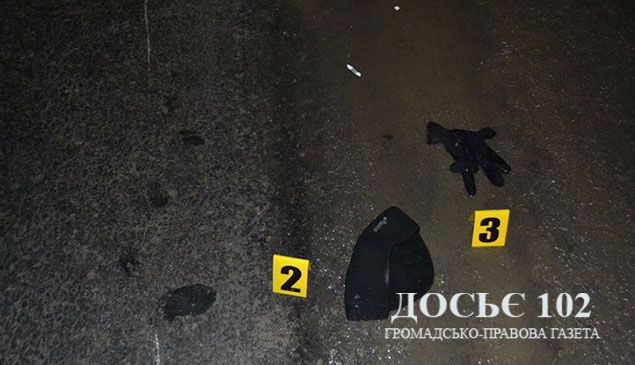 На Тернопільщині госпіталізовано двох пасажирів легковика, що перекинувся на швидкості (фото) На Тернопільщині госпіталізовано двох пасажирів легковика, що перекинувся на швидкості (фото)