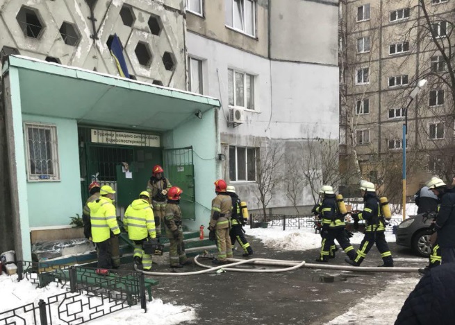 В Святошинском районе Киева произошел пожар / ГСЧС Украины В Святошинском районе Киева произошел пожар / ГСЧС Украины