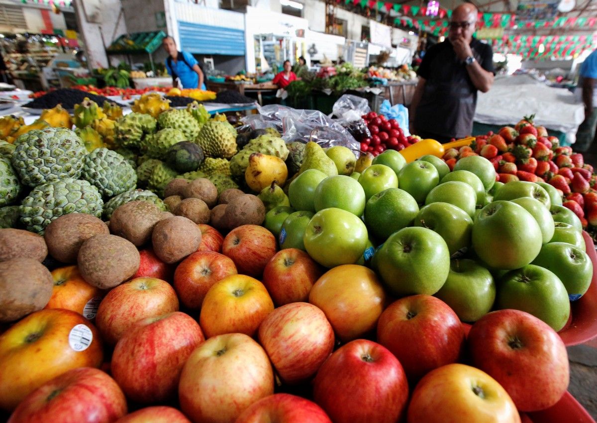 Наразі в Україні прослідковується типове сезонне зростання цін на овочі та фрукти / фото REUTERS