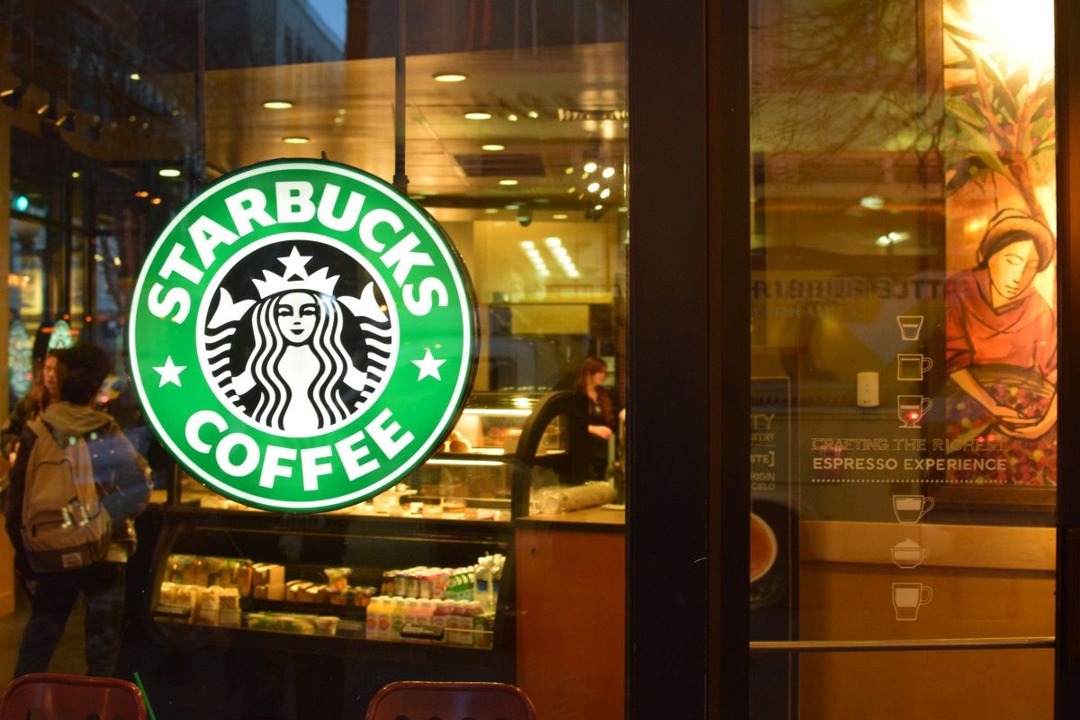 Кличко уверяет, что Starbucks в Киеве - это лишь вопрос времени / фото fortunedotcom Кличко уверяет, что Starbucks в Киеве - это лишь вопрос времени / фото fortunedotcom