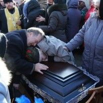 Прощание с Ноздровской: маму убитой юристки забрала 