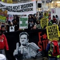 DW: Thousands protest Austria's right-wing government