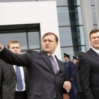 Перед бегством Януковича в Россию Добкин предоставил ему транспорт в Харькове - свидетель