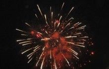В Крыму наступление Нового года по киевскому времени встретили фейерверками (видео)