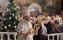 В Киево-Печерской лавре тысячи православных христиан встретили Рождество Христово