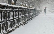 В Казахстане из-за снегопада ограничено движение на дорогах