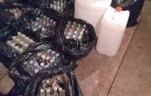 На Тернопільщині СБУ викрила цех з несанкціонованого виробництва спиртного