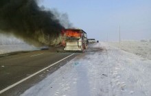 Джерелом пожежі в автобусі у Казахстані, де заживо згоріли півсотні людей, була газова плита
