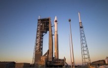 С мыса Канаверал успешно запустили ракету Atlas V с военным спутником США (видео)
