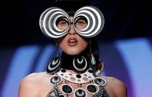 Перейнявся секс-скандалами: Готьє вивів на подіум вагітну модель і нагадав про свободу (фото, відео)