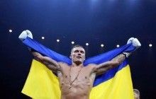 Чемпіон світу WBO і WBC Олександр Усик напередодні поєдинку просив молитов і благословення Митрополита Онуфрія
