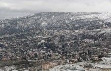 Більше 1600 осіб застрягли в горах на півночі Індії через снігопад