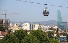 Українці поки не можуть полетіти до Грузії: продовжено заборону на більшість авіарейсів