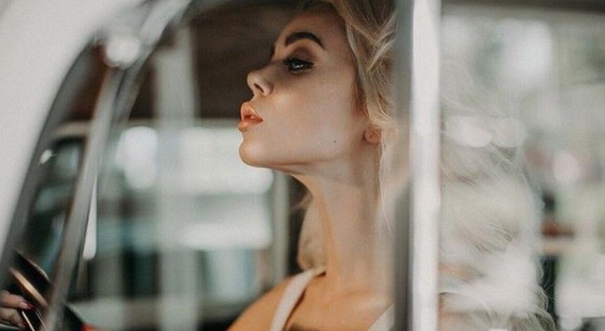 Співачка, яка втекла до Росії, заявила, що "відкрила двері" маленьким талантам в Україні