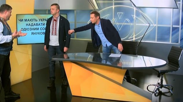 Коцаба і Леонов ледь не побилися / Скріншот Коцаба і Леонов ледь не побилися / Скріншот