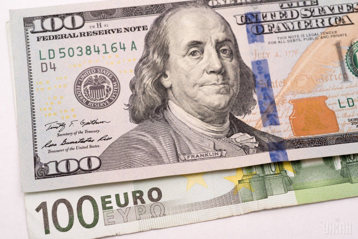 Минулого тижня курс гривні на готівковому ринку стабілізувався на рівні близько 41 грн/дол / фото УНІАН