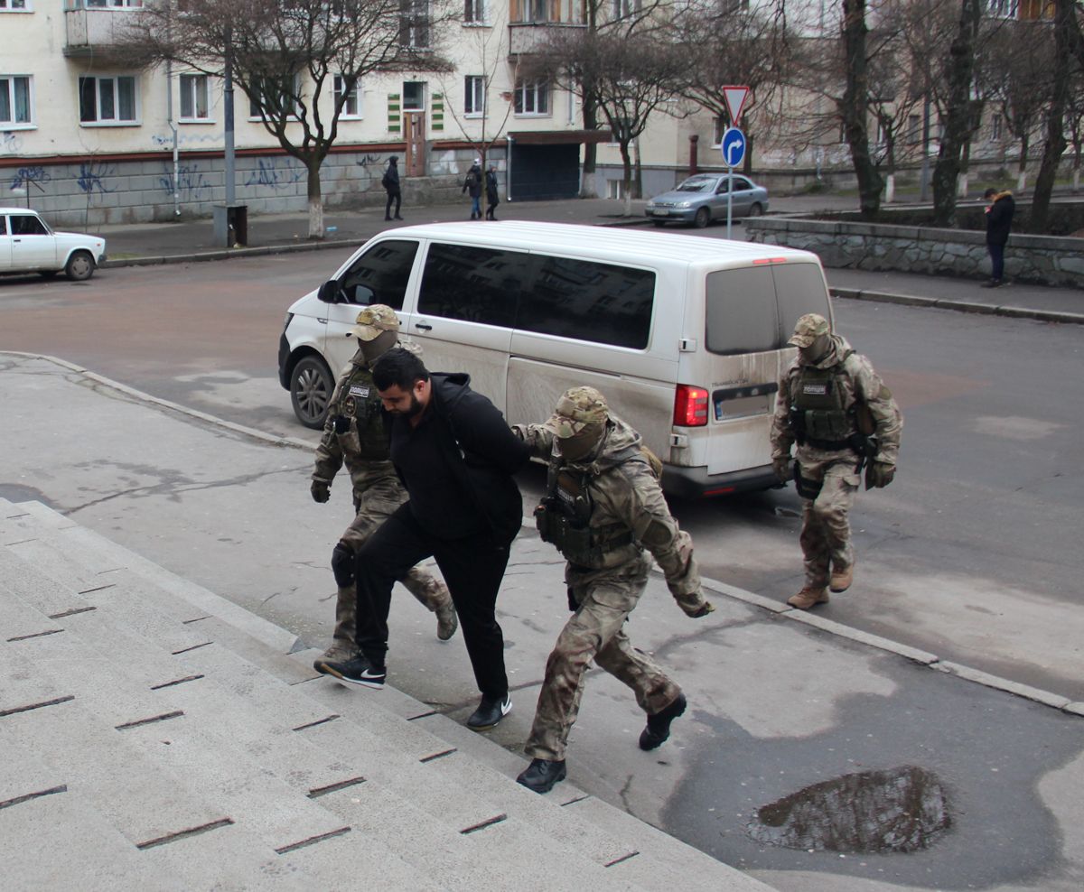 В Житомире суд не нашел возможности объявить меру пресечения подозреваемому в убийстве иностранцу-уголовном В Житомире суд не нашел возможности объявить меру пресечения подозреваемому в убийстве иностранцу-уголовном