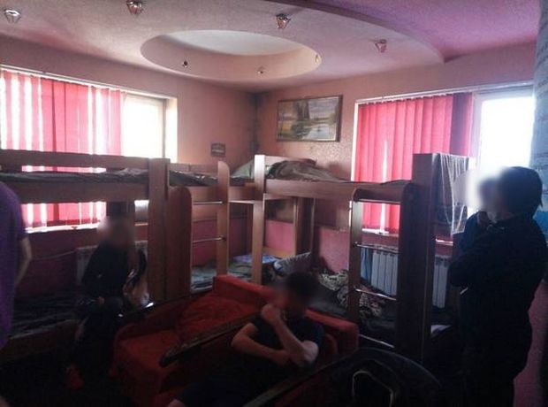 Жертв викрадали прямо на вулиці / фото khar.gp.gov.ua Жертв викрадали прямо на вулиці / фото khar.gp.gov.ua