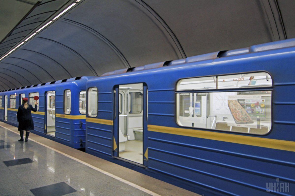 Произошла поломка поезда по станции "Почайна" / фото УНИАН
