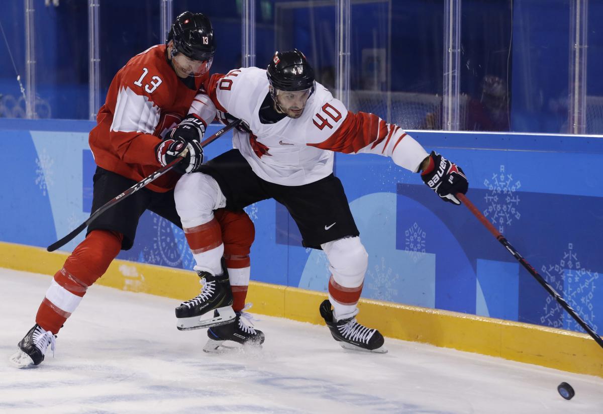 Швейцария - Канада - 1:5 / REUTERS