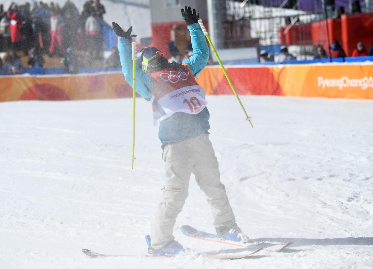 Сара Хеффлин принесла Швейцарии золото Игр в слоупстайле / Reuters