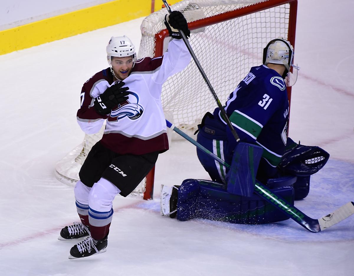 &quot;Колорадо&quot; забросил пять голов в большинстве / Reuters