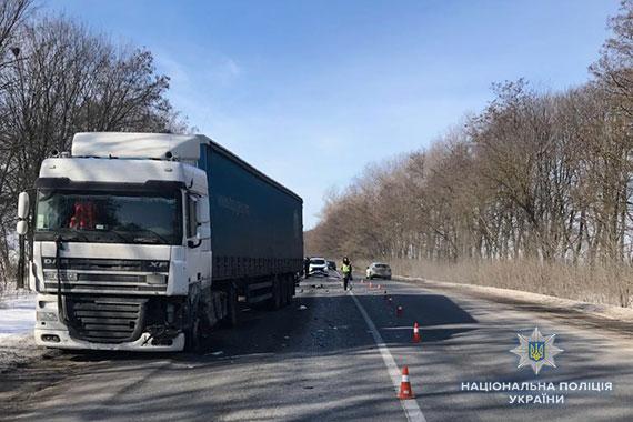 На Тернопільщині внаслідок аварії загинув 52-річний водій (фото) На Тернопільщині внаслідок аварії загинув 52-річний водій (фото)