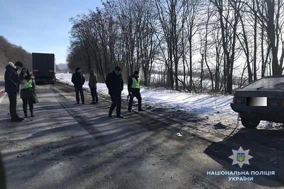На Тернопільщині внаслідок аварії загинув 52-річний водій (фото) На Тернопільщині внаслідок аварії загинув 52-річний водій (фото)