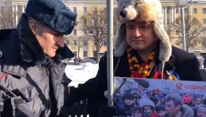 Активіст "Солідарності" Володимир Шипіцин / скріншот відео "Дождя" Активіст "Солідарності" Володимир Шипіцин / скріншот відео "Дождя"