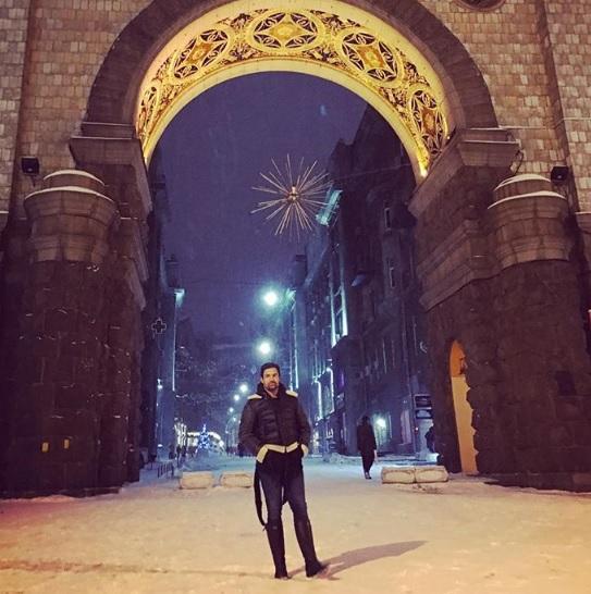 Голливудский актер прогулялся по Киеву и рассказал в сети об активисте Евромайдана (фото) Голливудский актер прогулялся по Киеву и рассказал в сети об активисте Евромайдана (фото)