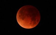 Полнолуние 19 апреля: как повлияет на знаки Зодиака, советы астрологов
