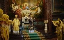 Митрополит Онуфрій і більше ніж 200 єпископів з різних країн взяли участь у богослужінні
в день 9-річчя інтронізації Патріарха Кирила