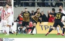 Украинец Чигринский забил мяч за АЕК в принципиальном дерби с "Олимпиакосом" в Греции (видео)