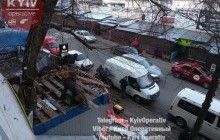 У Києві демонтують МАФи біля радіоринку на Караваєвих Дачах