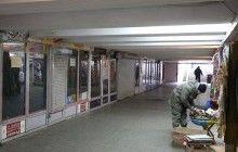 У підземному переході біля станції "Майдан Незалежності" демонтують кіоски (фоторепортаж)
