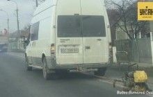 Трасу Київ-Чоп "ремонтують" за новими технологіями - на швидкості скидають асфальт на дорогу (відео)