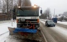 На Житомирщині через негоду на автошляхах працює більше 80 одиниць спецтехніки