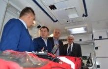 Тернопільський обласний онкодиспансер отримав від закордонного благодійного фонду новий реанімобіль