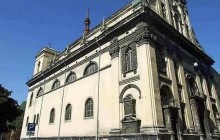 У пам'ять про сина жінка пожертвувала 100 тисяч на реставрацію фресок Гарнізонного храму у Львові