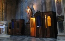 В Австралії католицького священика відлучили від Церкви за порушення таємниці сповіді
