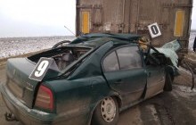Жахлива ДТП на Кіровоградщині: внаслідок зіткнення з вантажівкою загинуло троє людей (фото)