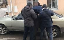На Житомирщине на взятке задержали руководителя аппарата суда.
