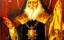 Митрополит Ігнатій - святий засновник Маріуполя, який був похований сидячи у креслі