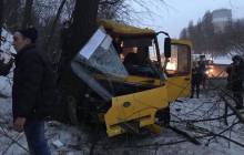 У Києві сталася ДТП за участю двох маршруток: багато постраждалих (фото, відео)