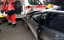 Внаслідок ДТП за участі мікроавтобусу з військовими госпіталізовано п'ятьох осіб