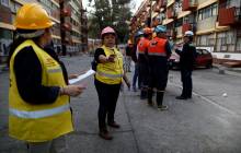 Big Mexico quake cuts power and damages homes, two dead in crash – media