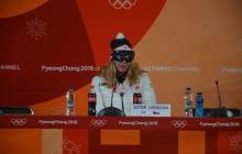Чешка Ледецька сенсаційно виграла у гірськолижному супергіганті і прийшла на прес-конференцію з закритим обличчям без макіяжу